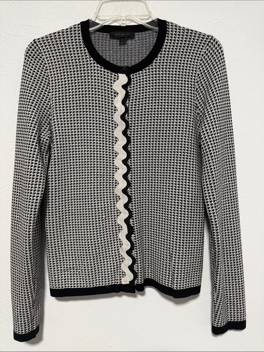 Ann Taylor Black & White Houndstooth Cardigan Sweater